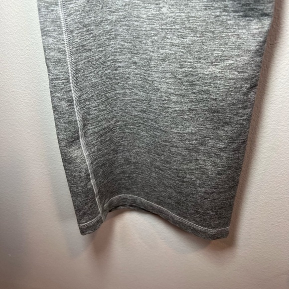 OFFLINE by Aerie Women's The Hugger Bootcut Hi-Rise Leggings Heather Gray Sz XL - Picture 5 of 10